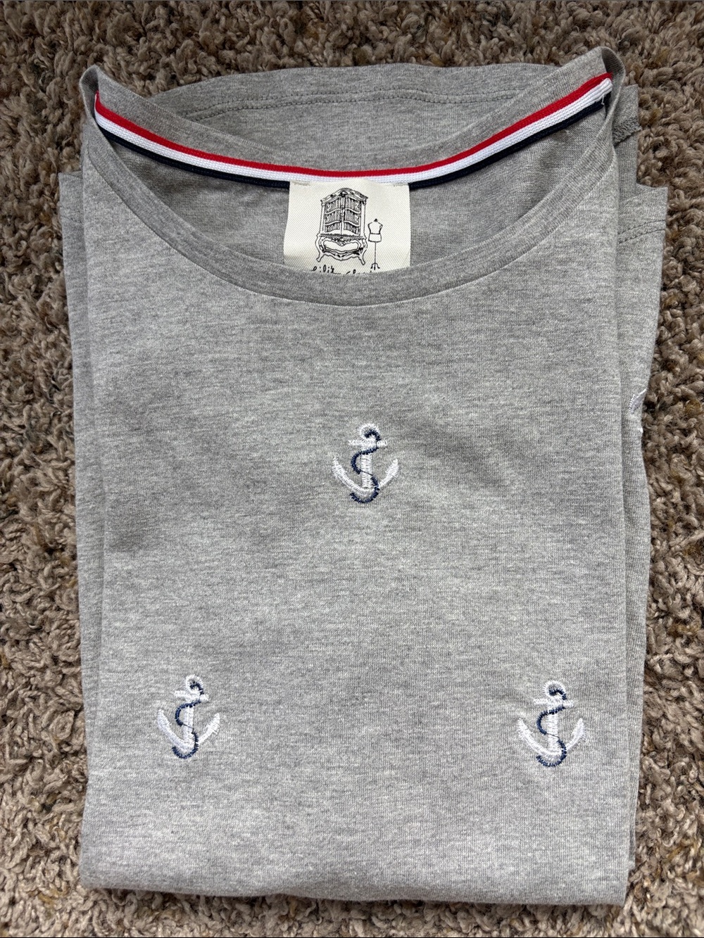 Lili’s closet anchor nautical embroidered t shirt, XS